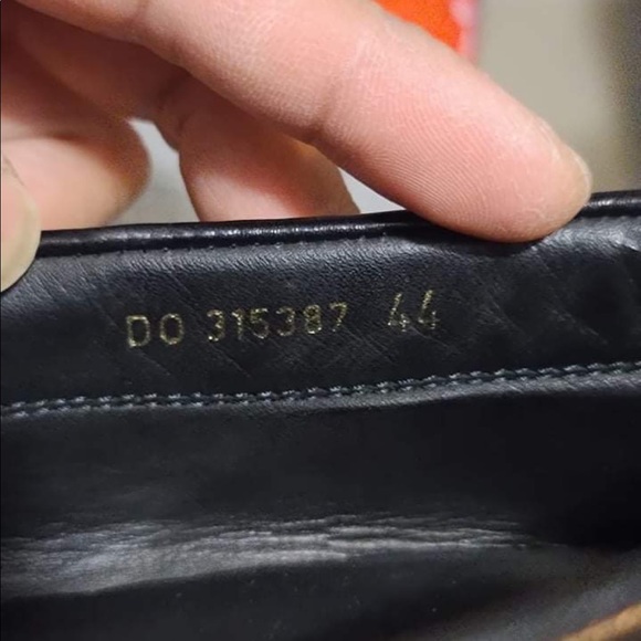 YSL Mens Shoes - Picture 6 of 8